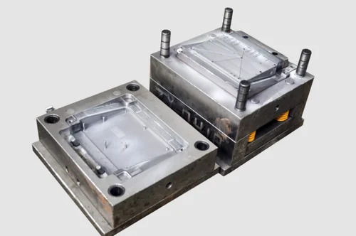 Plastic Injection Mould - Usage: Industrial