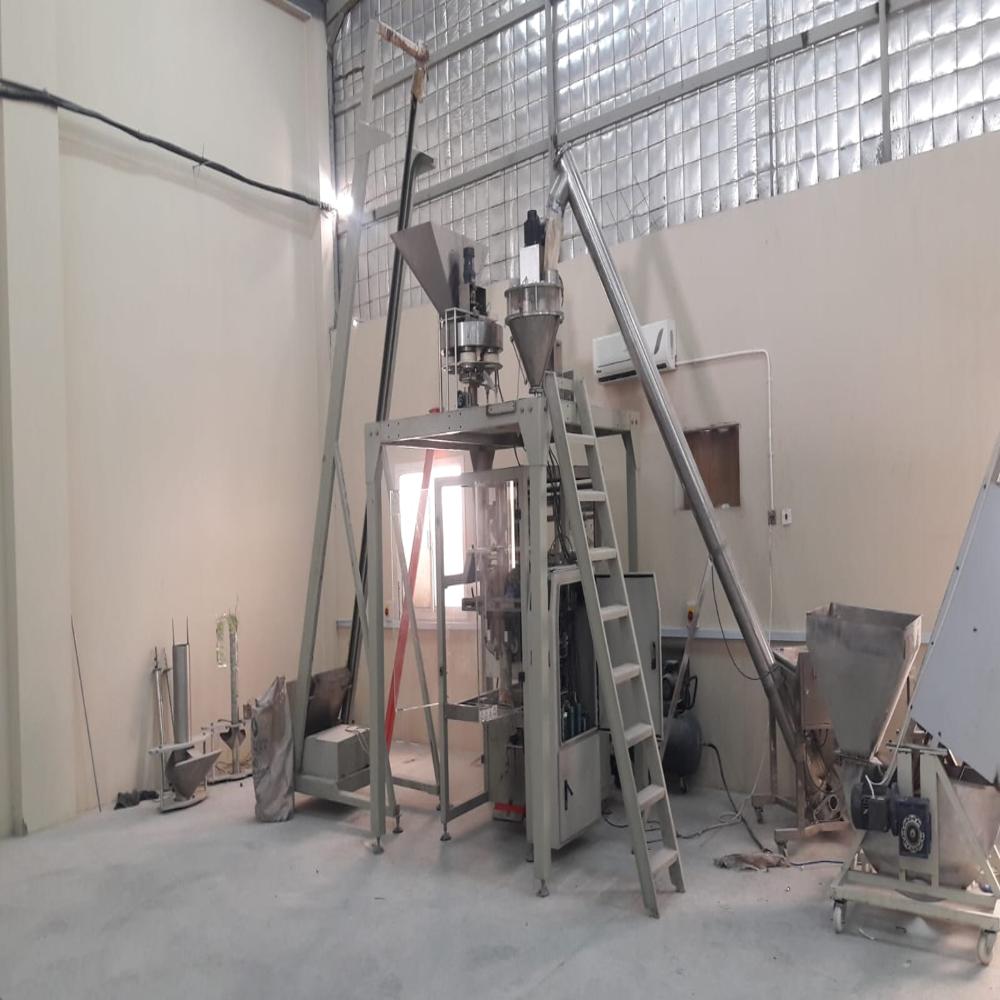 CHIPS PACKAGING MACHINE