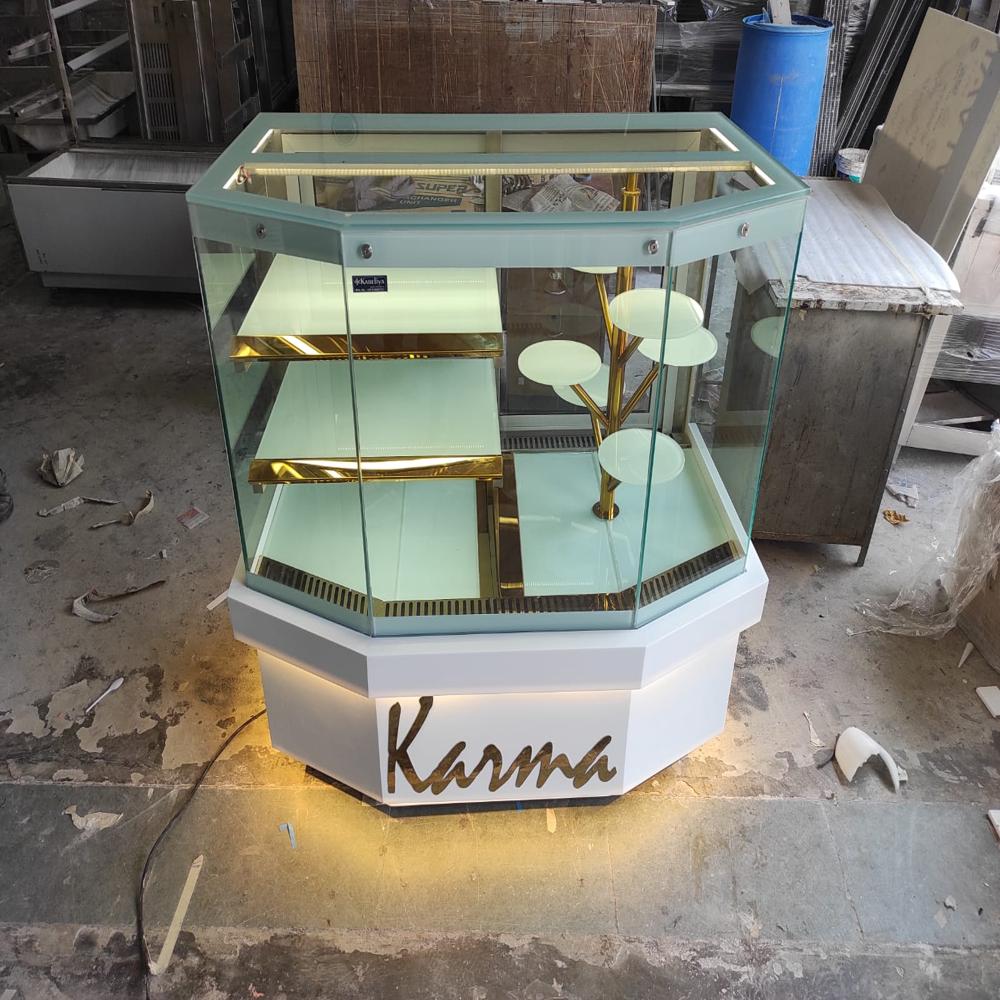 Display Counter For Pan Shop