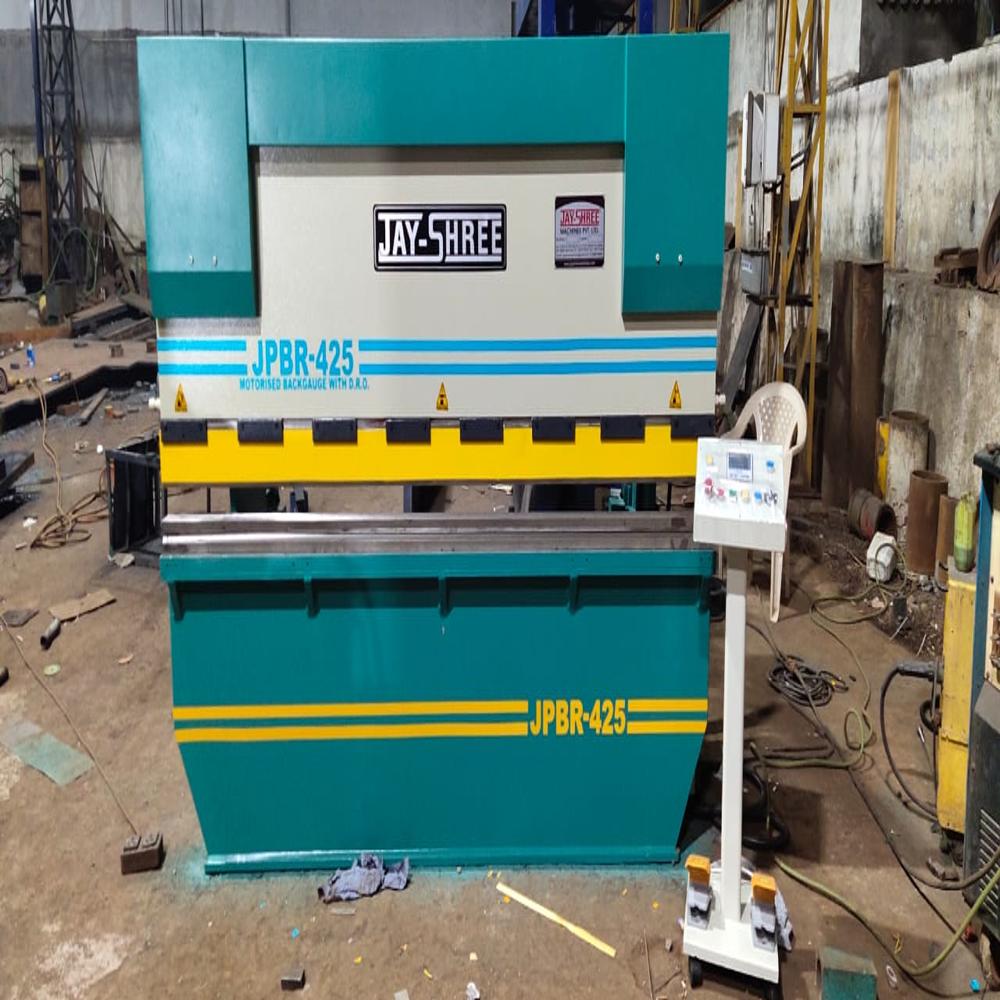 NC HYDRAULIC PRESS BRAKE MACHINE