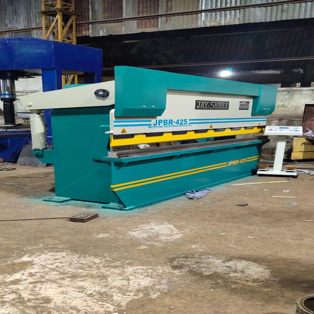 NC HYDRAULIC PRESS BRAKE MACHINE