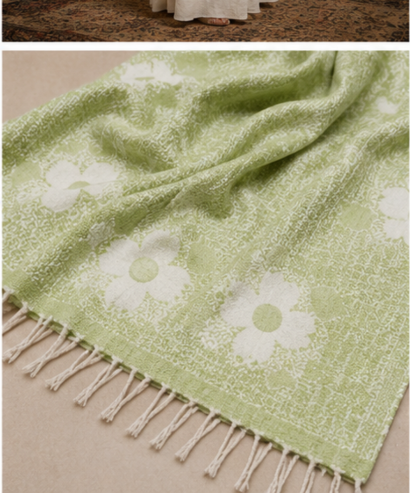 POLYWOOL SHAWL