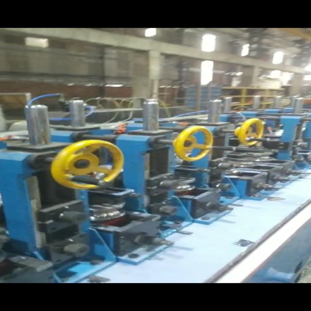 High speed tube mill