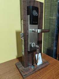 9004M Stainless Steel Hotel RFID Door Lock