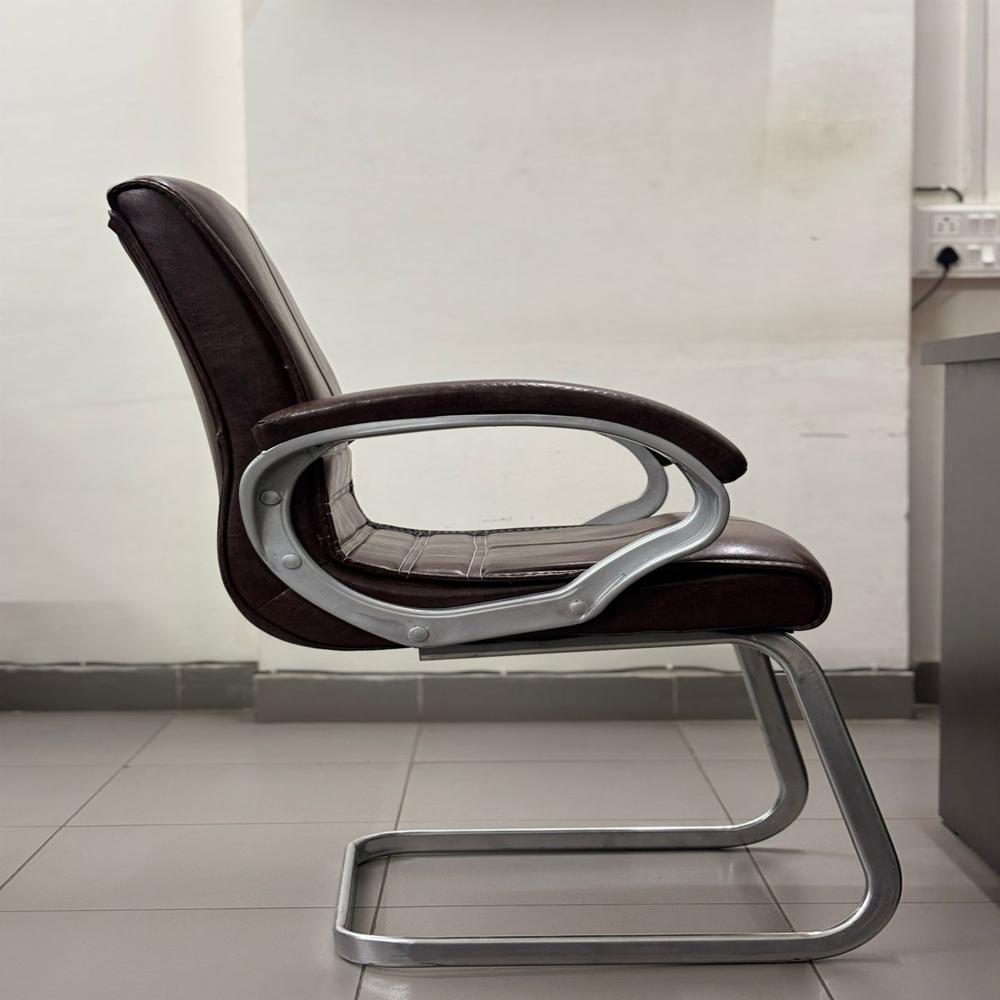 C110 Visitor Chairs - Artwork: Machine Made