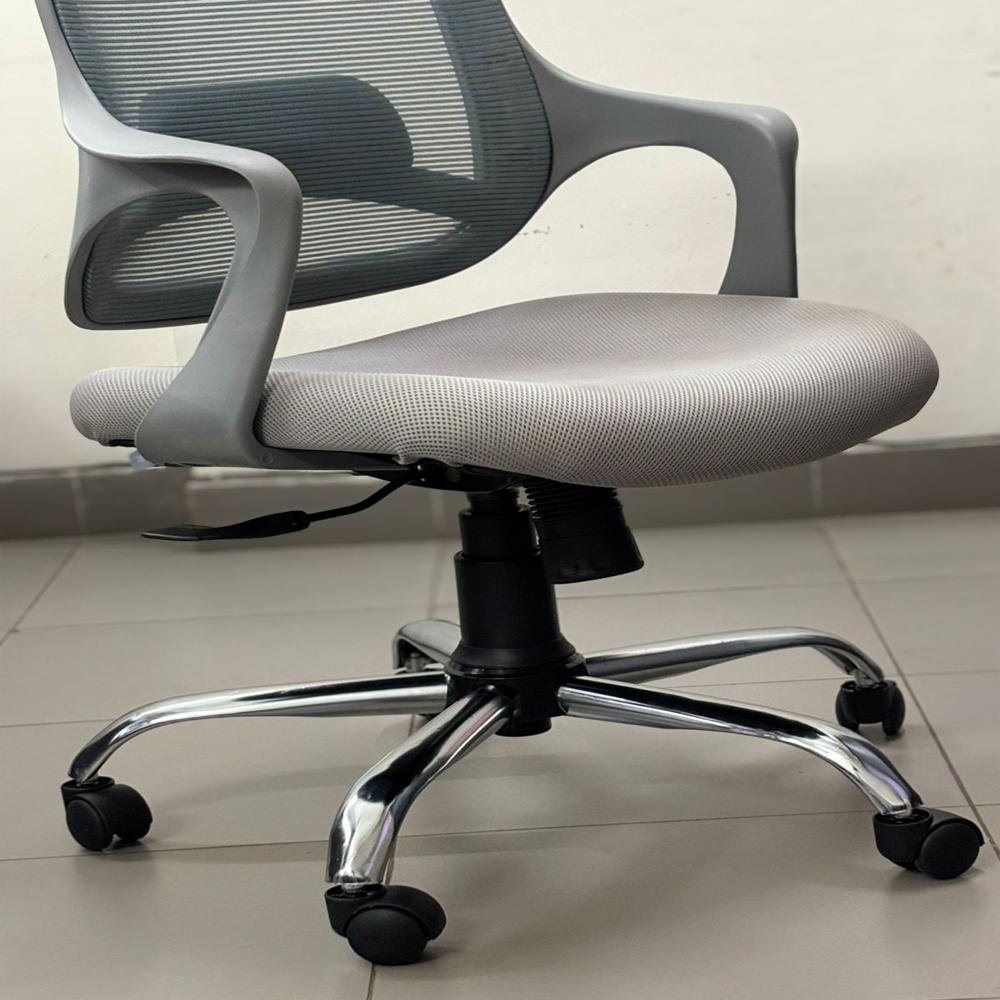 Mono â Grey Colour Chair