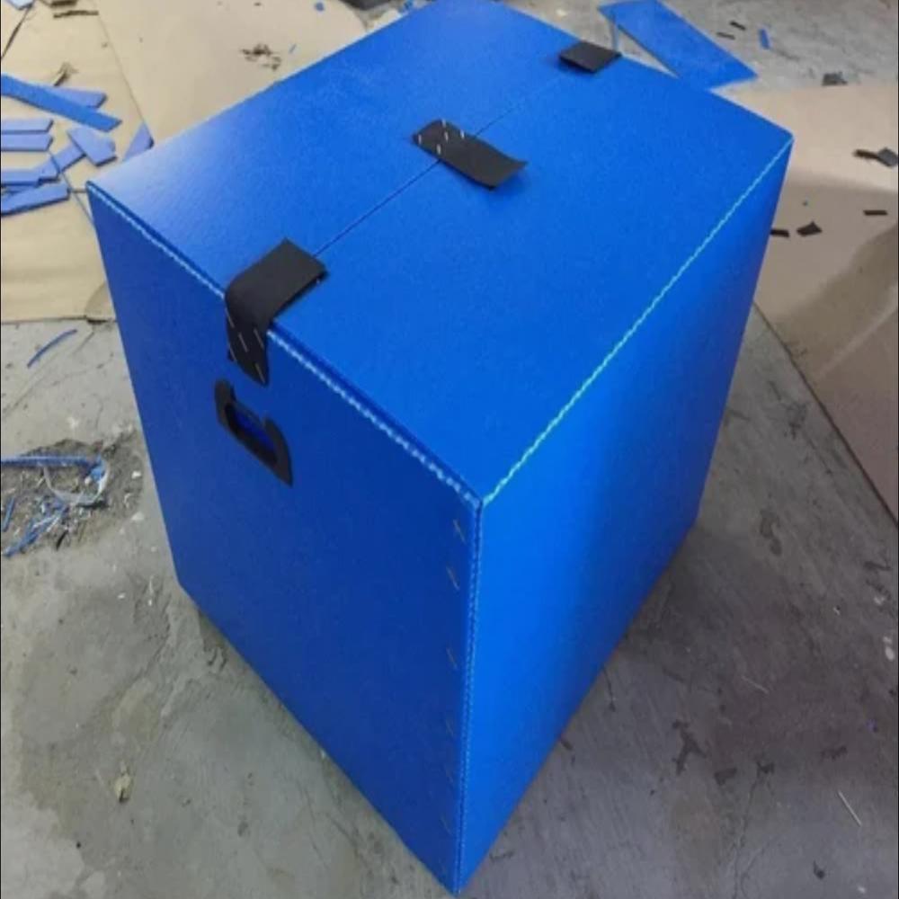 Polypropylene (PP) PP Corrugated Box.
