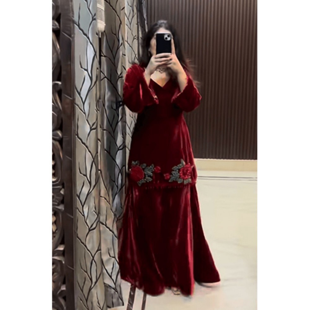 Pure Velvet With Organza Nylon Dupatta