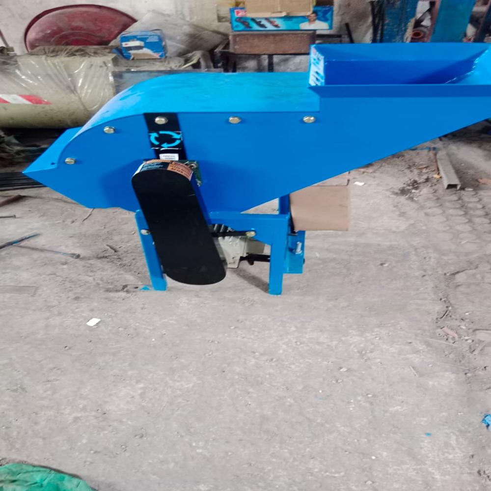 Leaf Shredder Machine - Material: Metal