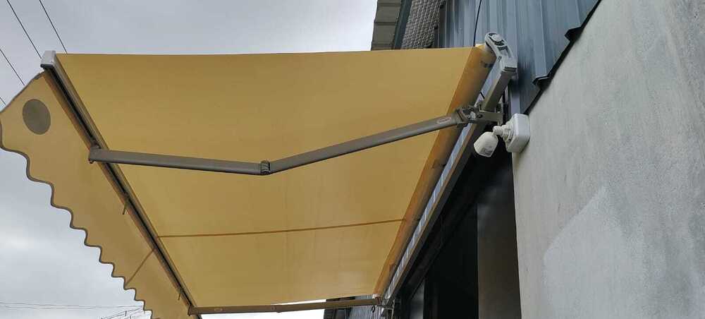 Retractable Awnings