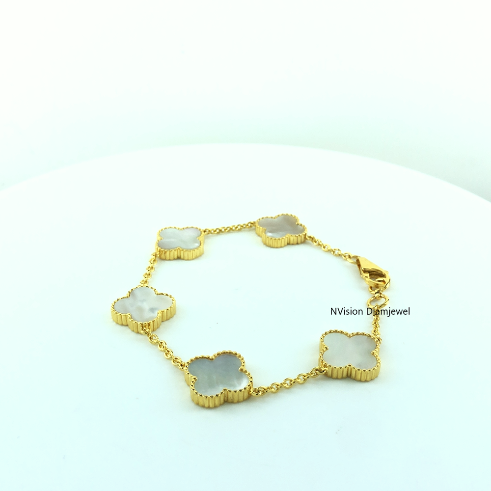 14KT Gold Mother of Pearl Clover Charm Bracelet