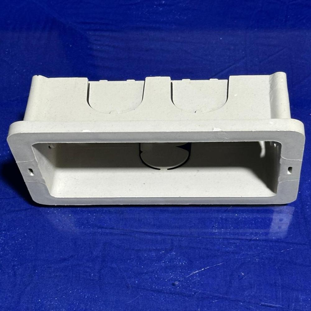 Pvc 4 Modular Consealed Box