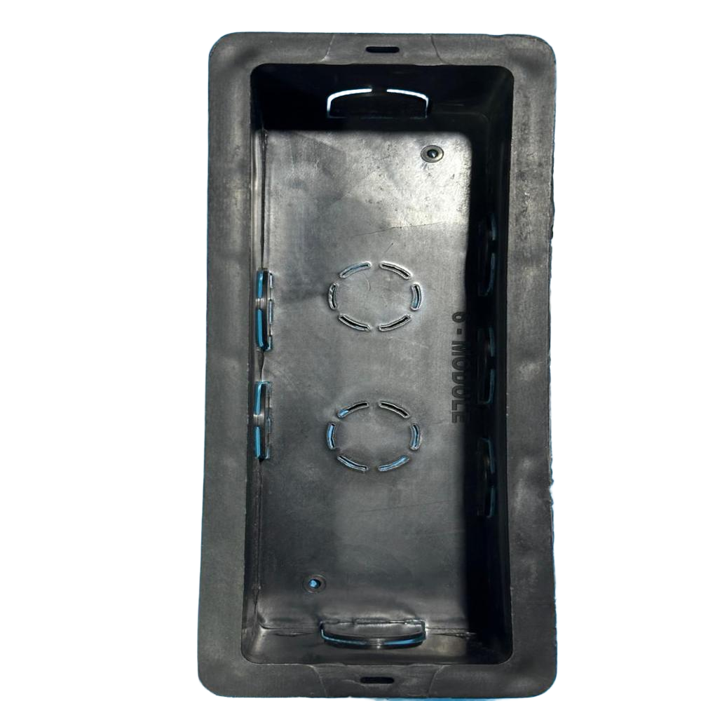 PVC 8 MODULAR CONSEALED BOX