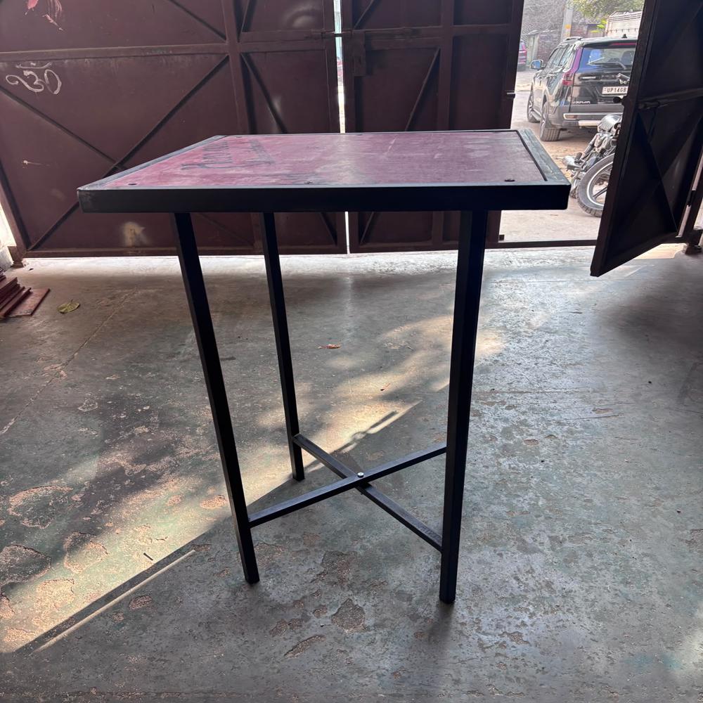 Bar Table