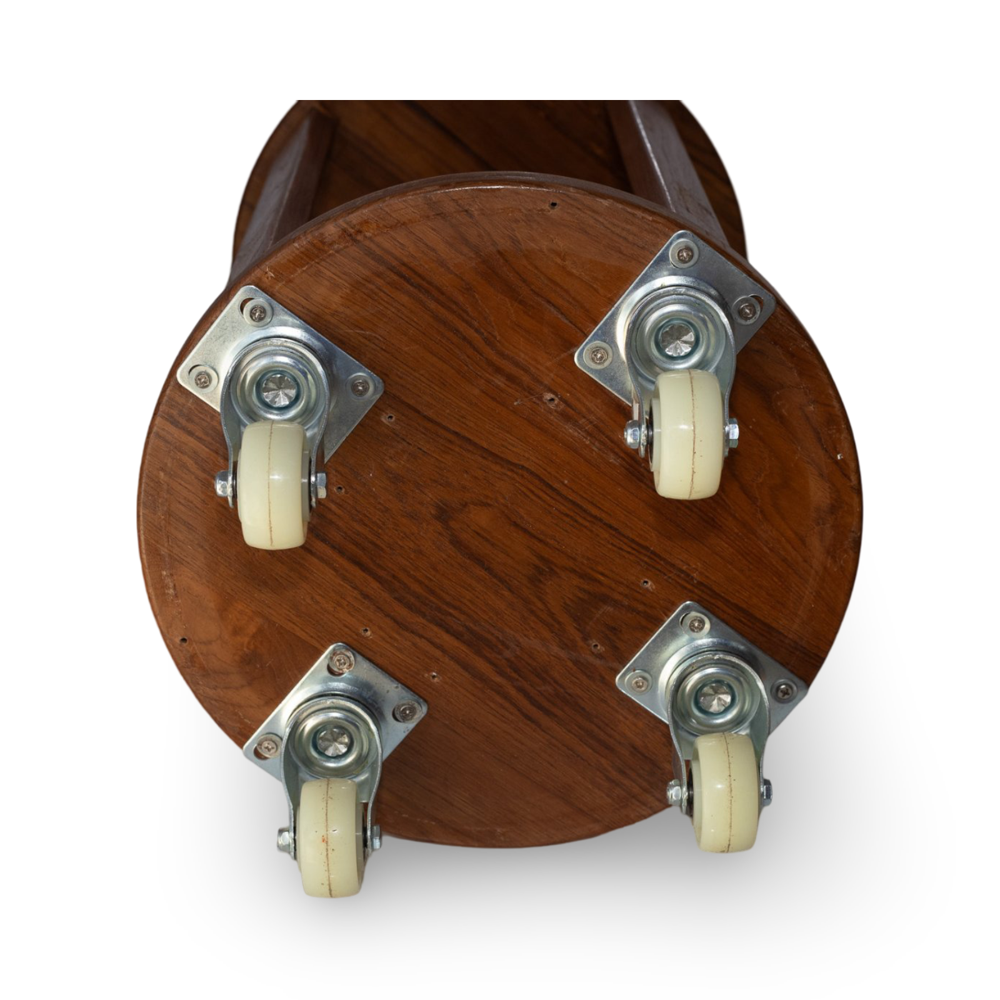 TURNING STOOL