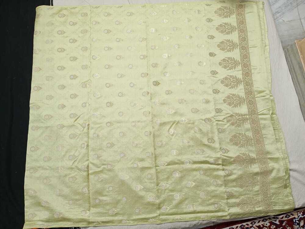Off White Ladies Unstitched Suit Material