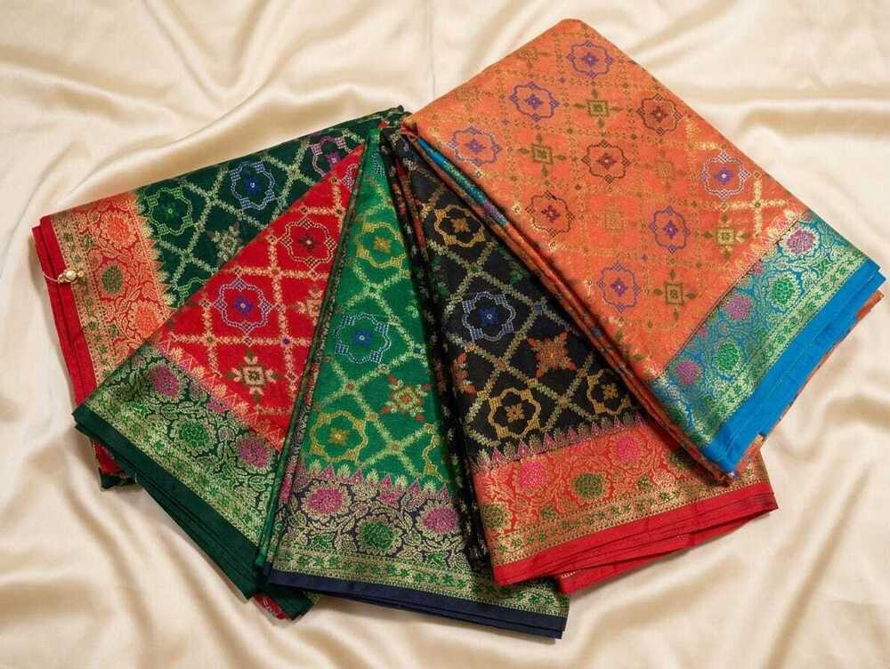 Banarasi Dupien Silk Meenakari Jaal Saree