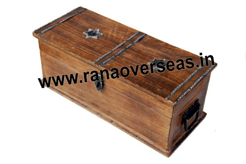 Polished Large Wooden Sheesham Box