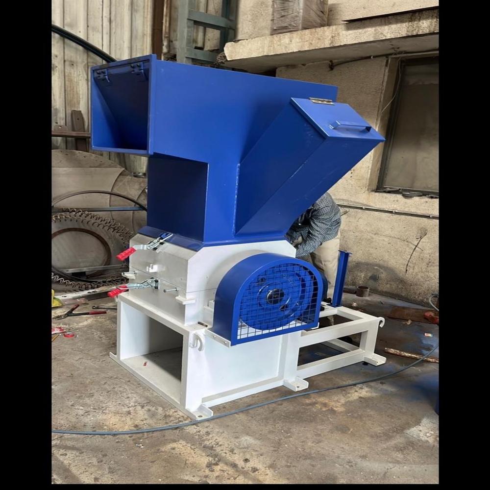 Industrial Plastic Waste Crusher Machine - Color: White