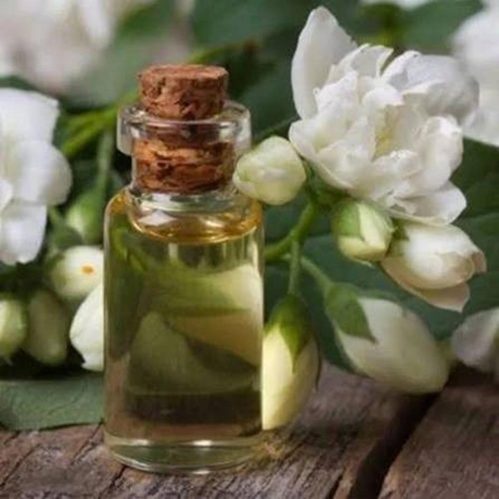 Mogra Type 1 Fragrance Compounds - Color: Yellow