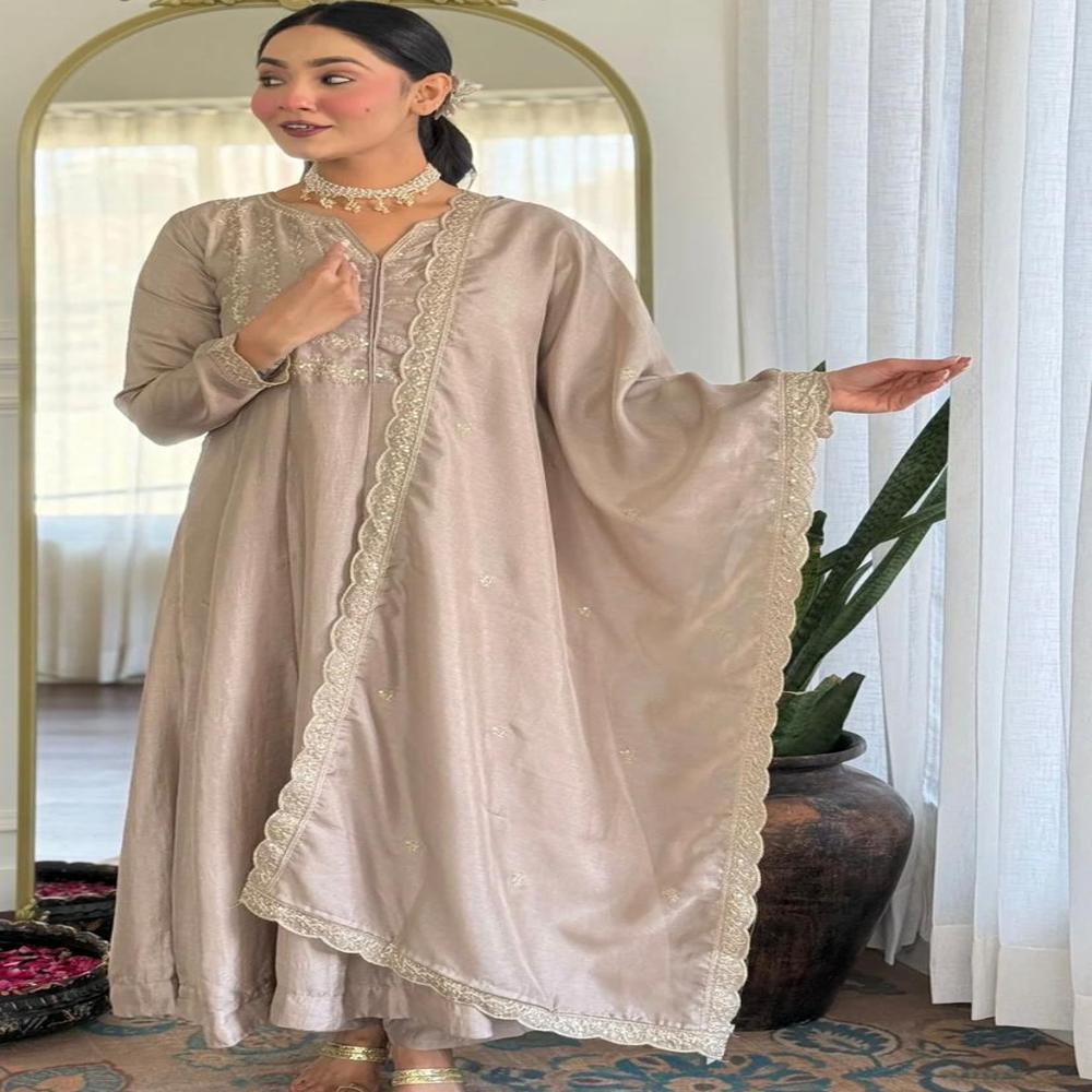 Womens Pakastani 3 Piece Heavy Collection