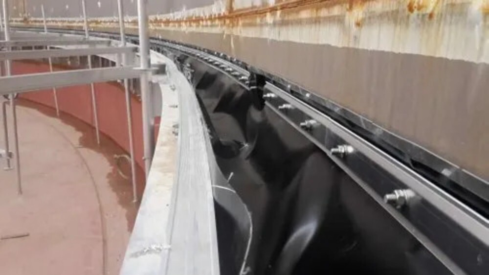 फ़्लोटिंग रूफ टैंक सील