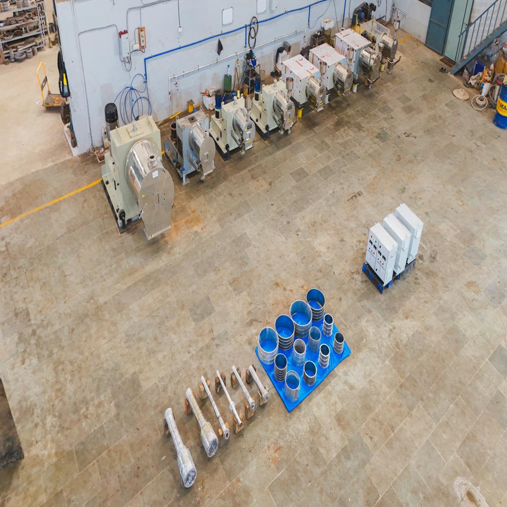 Pusher Centrifuge For Chemical Industry - Color: Gray