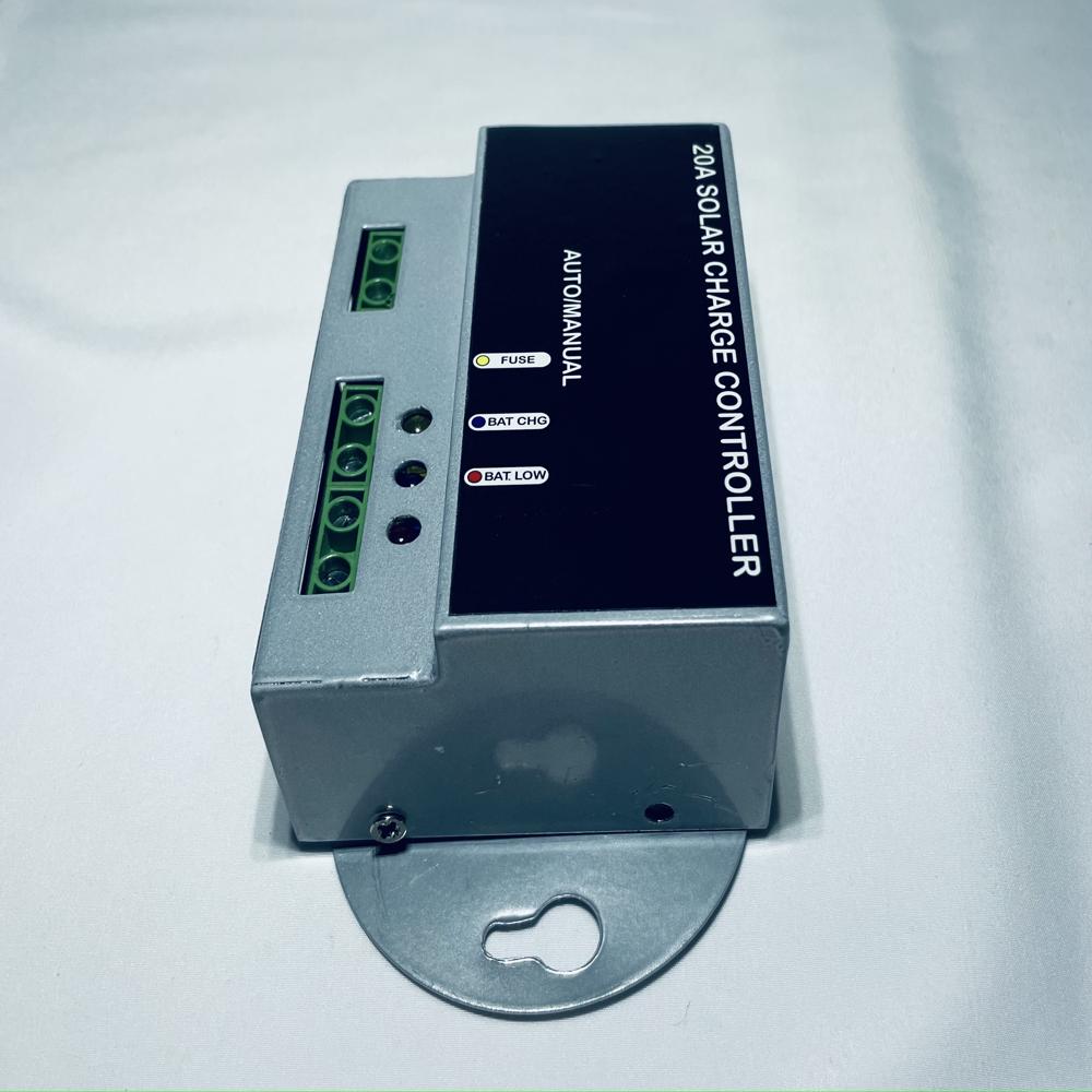 20a Pwm Solar Charge Controller - Color: Siliver