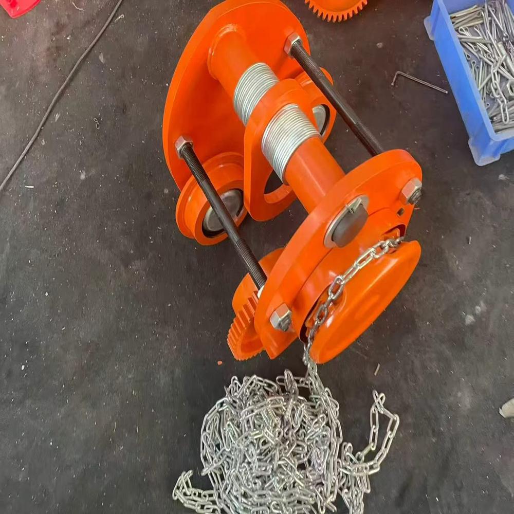  Crown Power Gear Travelling Trolley With 3 Meter Chain(Capacity-2 Ton)