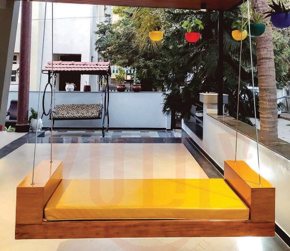ZM14 Wooden Plank Swing With SS Rope