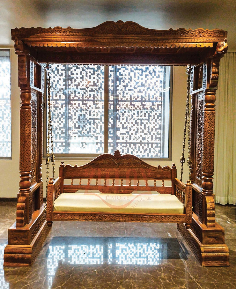 Indoor Wooden Hand Carving Royal Swing With Brass Chain