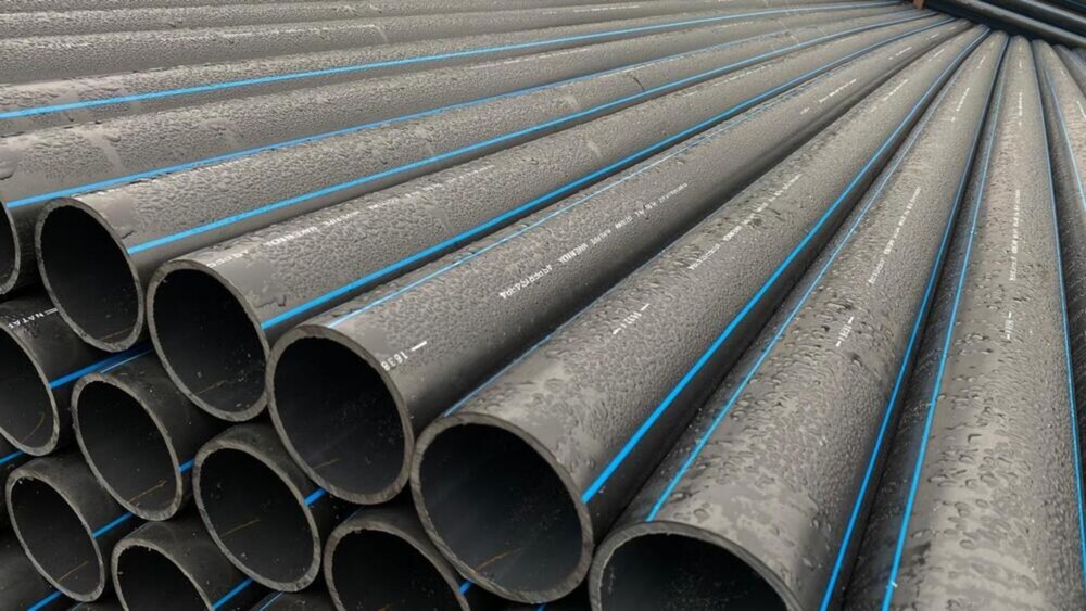 160 Od Hdpe Pipe - Color: Black With Blue Stripes