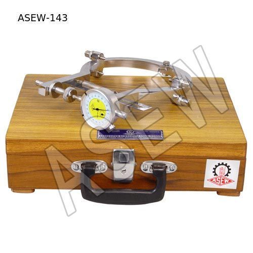Brown Longitudinal Compressometer & Lateral Extensometer
