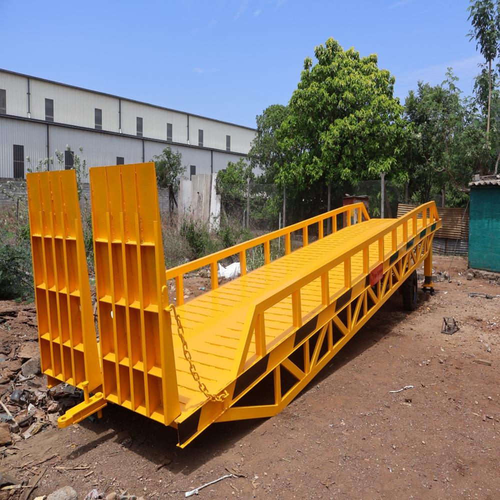 Hydraulic portable Ramp