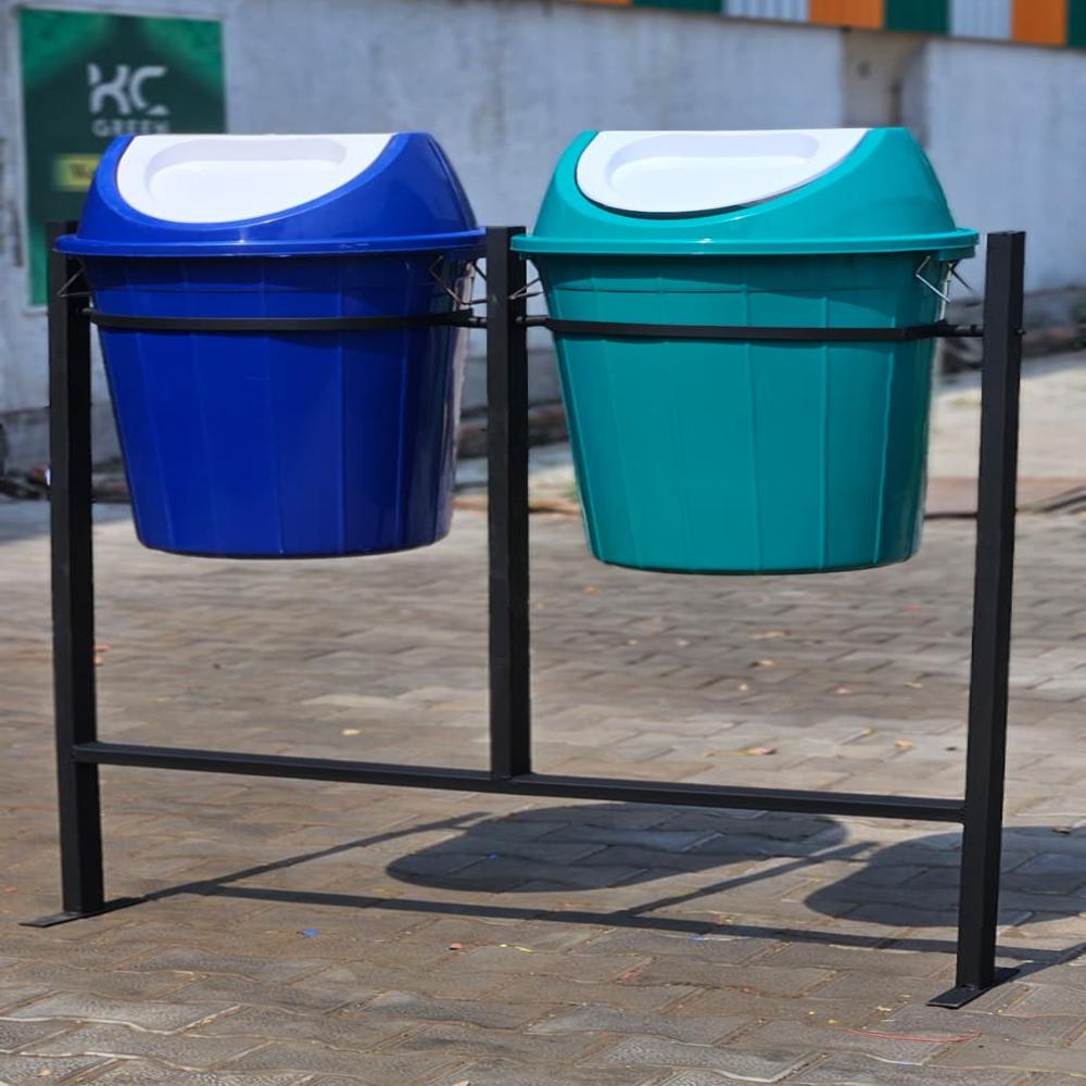 Outdoor Swing Dustbin with Ms Stand 60L