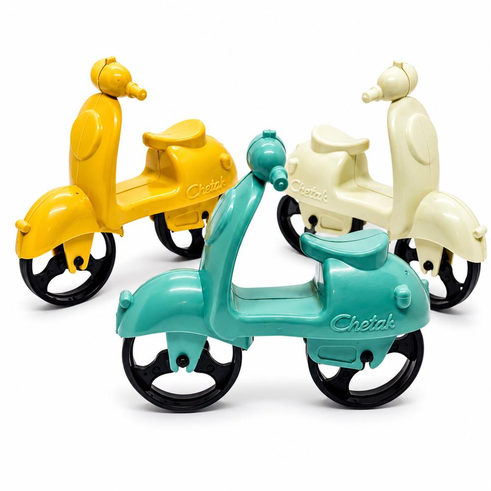 Big Promotional Chetak Scooter 