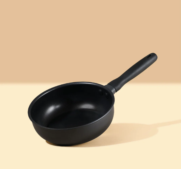 Meyer Midnight hard anodised nonstick Saucier