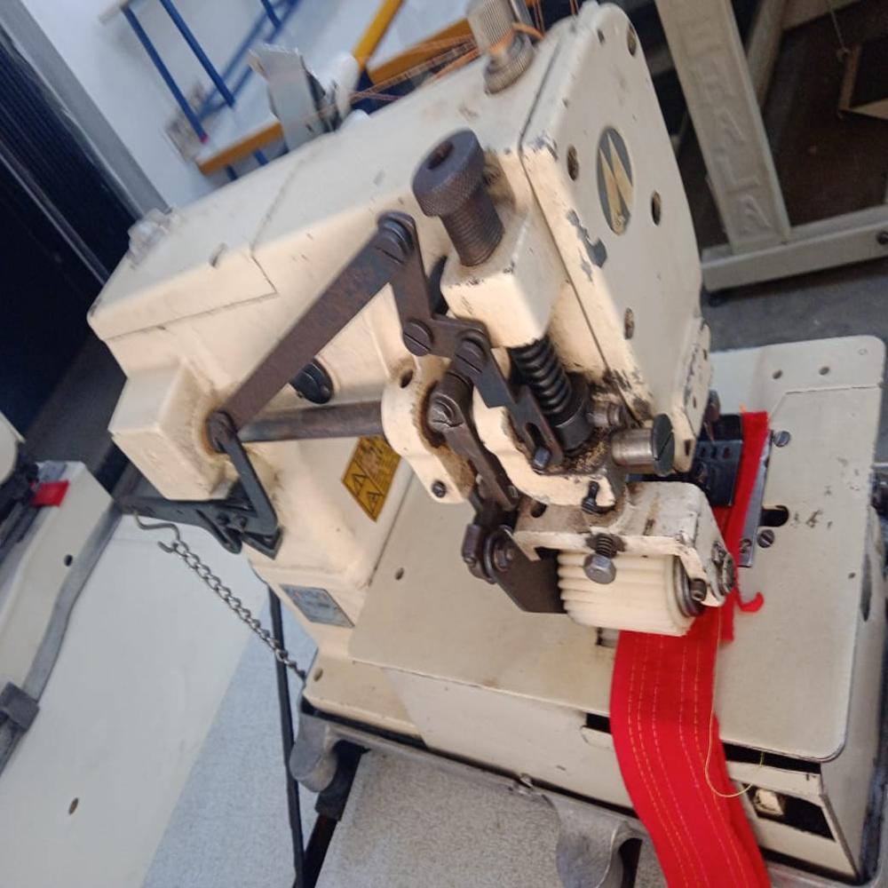 CONSAI TRIMMER MACHINE