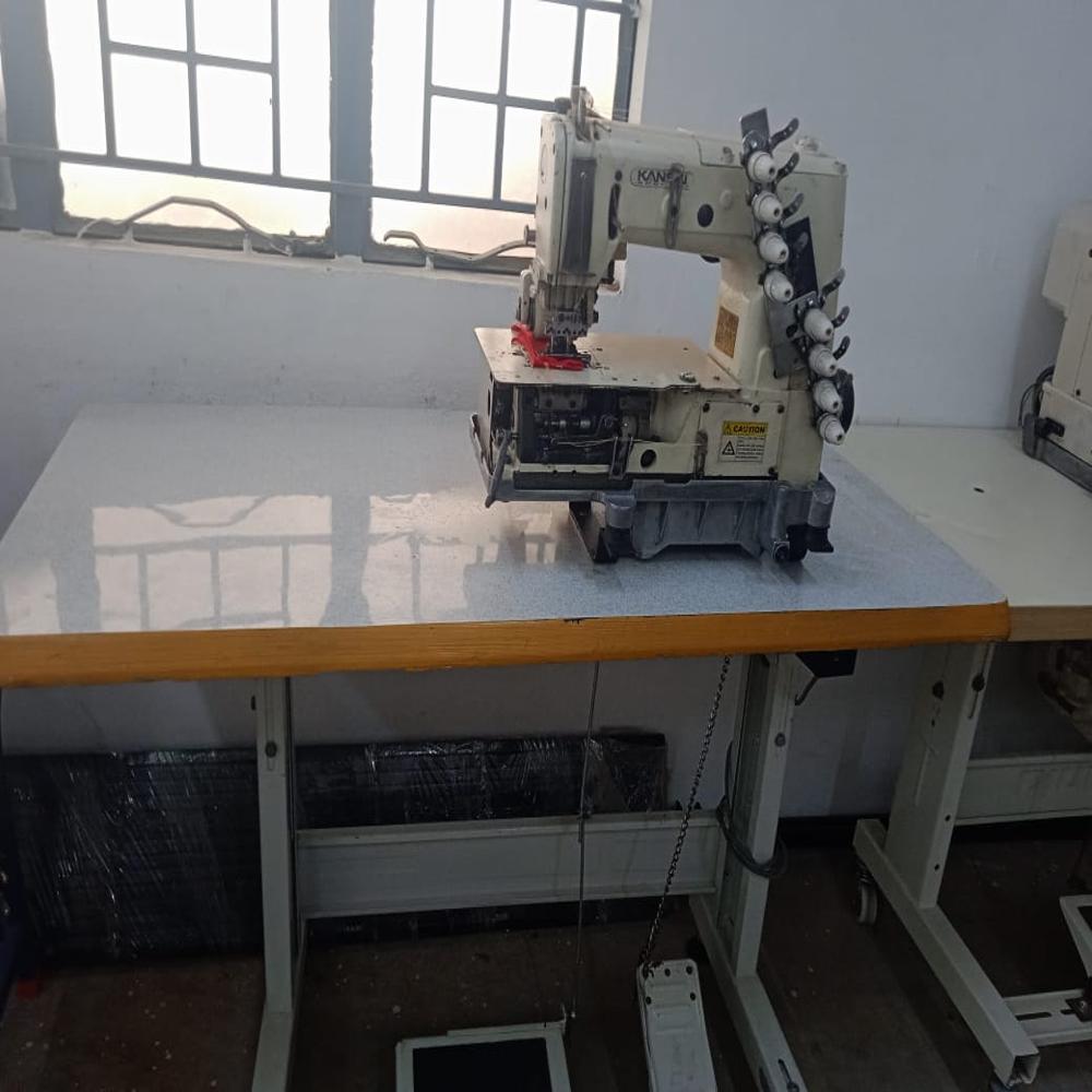 CONSAI TRIMMER MACHINE