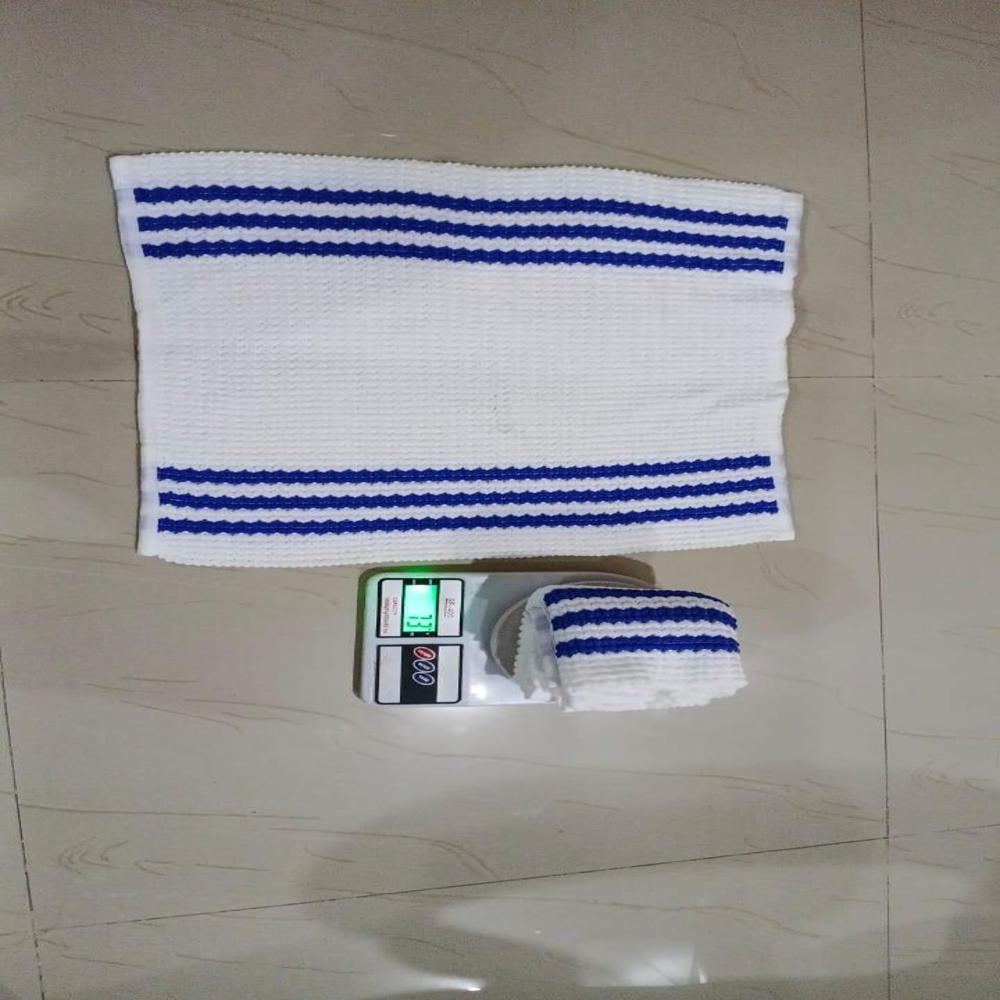 V251 Microfiber Duster - Color: Blue