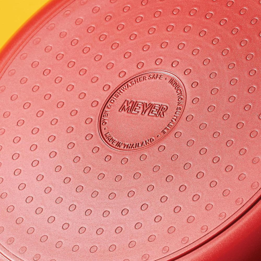 Meyer Bauhaus Aluminium Non Stick Frypan | Frying Pan | Omlette pan | Fry pan with Stick Handle | Egg Pan | Gas and Induction Compatible, 24cm, Red 13387