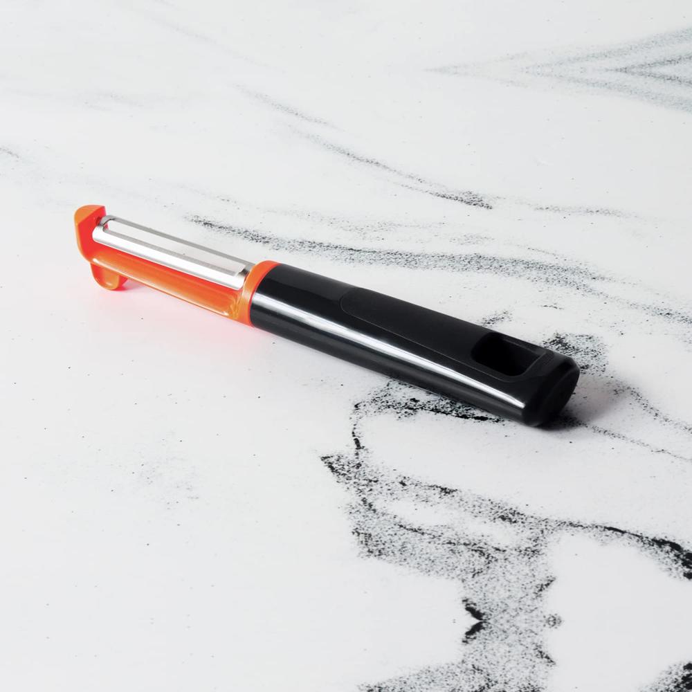 Meyer Swivel Peeler for Vegetables with Blade Cover Protector | Kitchen Accessories Items | Vegetable Cutter | Kitchen Tools | Vegetable Slicer, Orange 48702