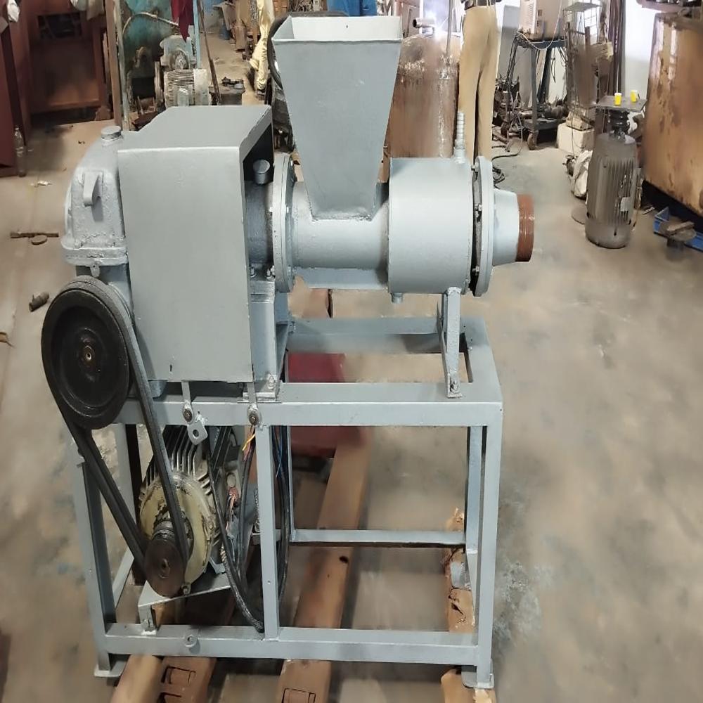 Detergent Cake Making Machine With 7
