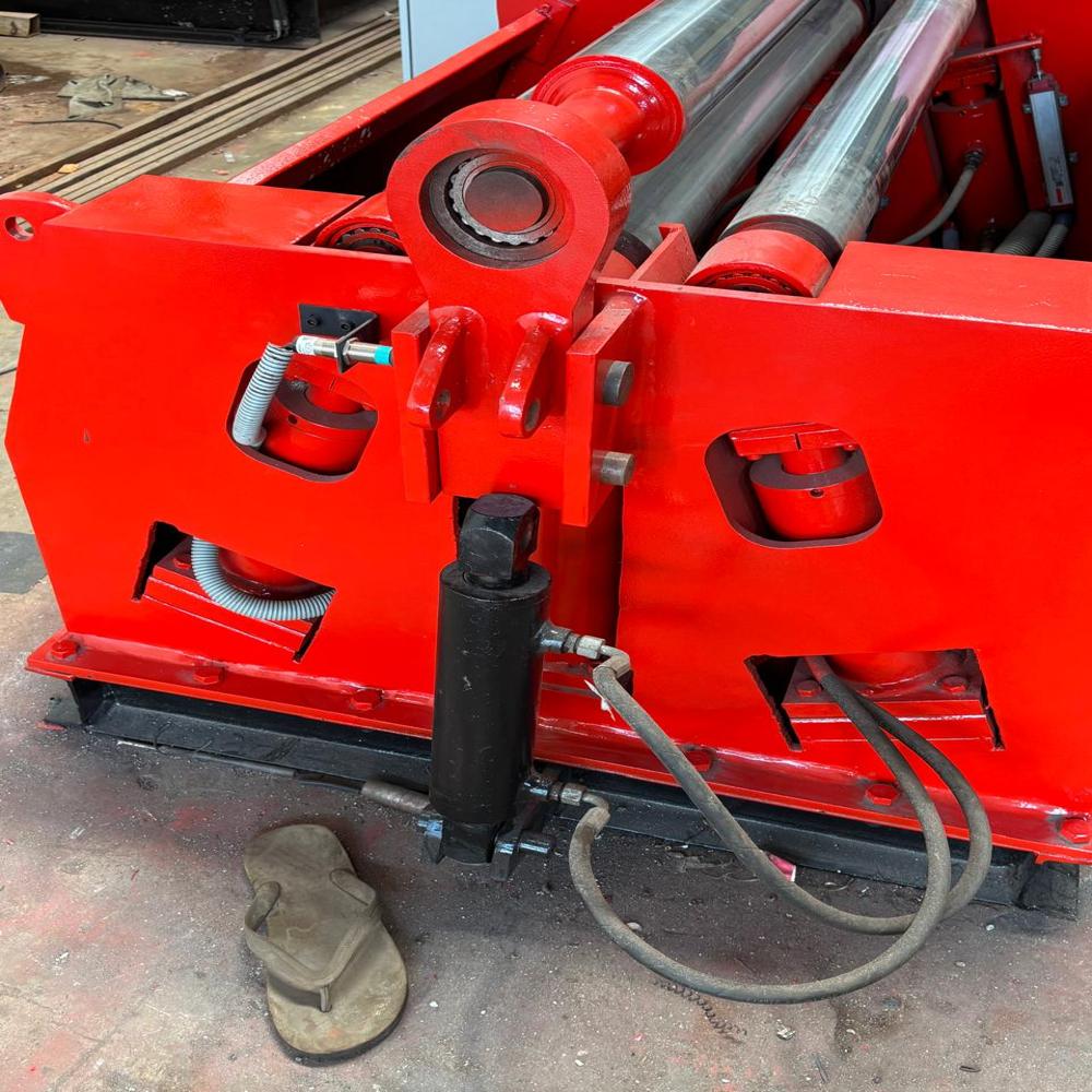 4 ROLLER PLATE   Bending Machine