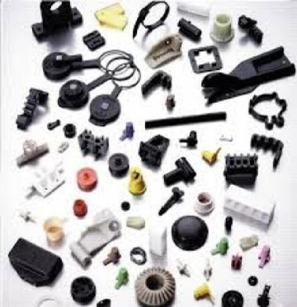 Moulds makers and moulder