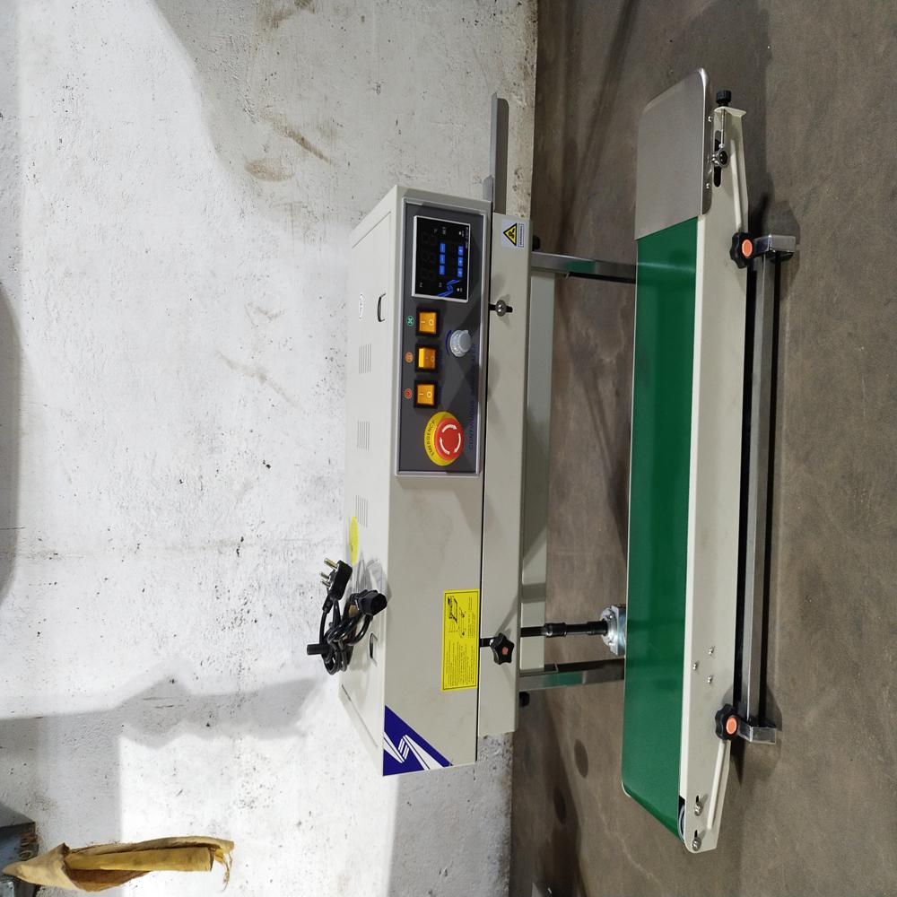 Vertical Band Sealing Machine