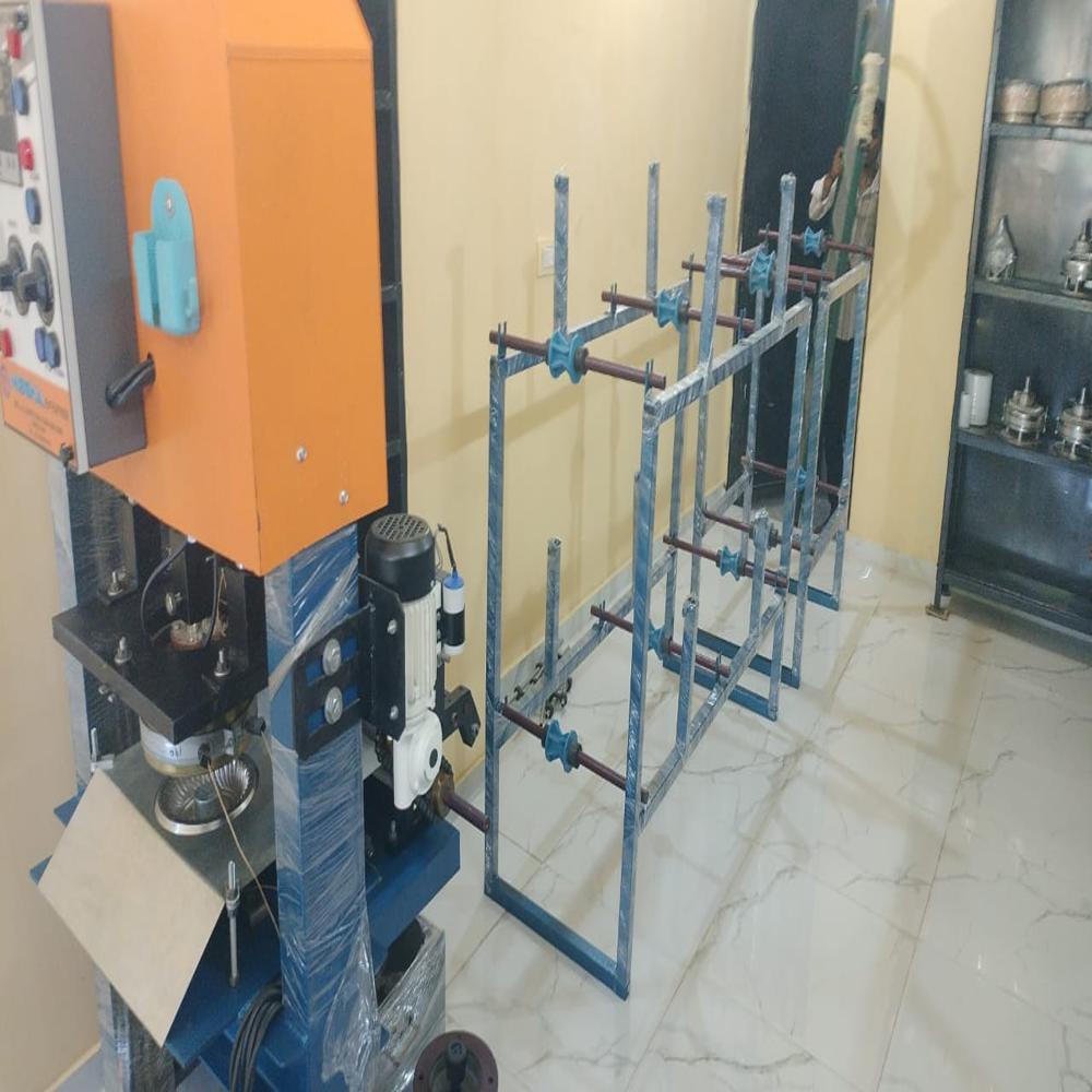 Wrinkle Plate Machine - Capacity: 80-90 Kg