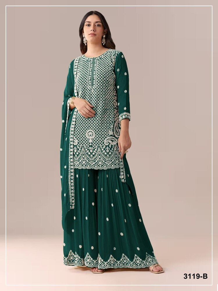 Pavitra Black Pakistani Suits