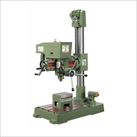 रेडियल ड्रिलिंग मशीन (30 मिमी क्षमता)