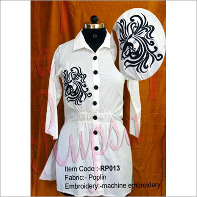 पॉपलिन फैब्रिक कुर्तियाँ